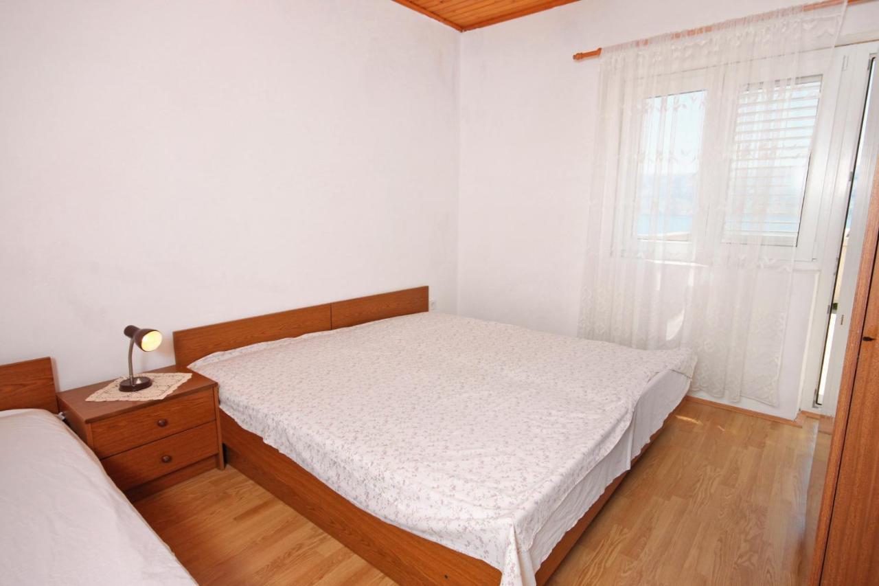 Apartments By The Sea Metajna, Pag - 6351 Exterior photo